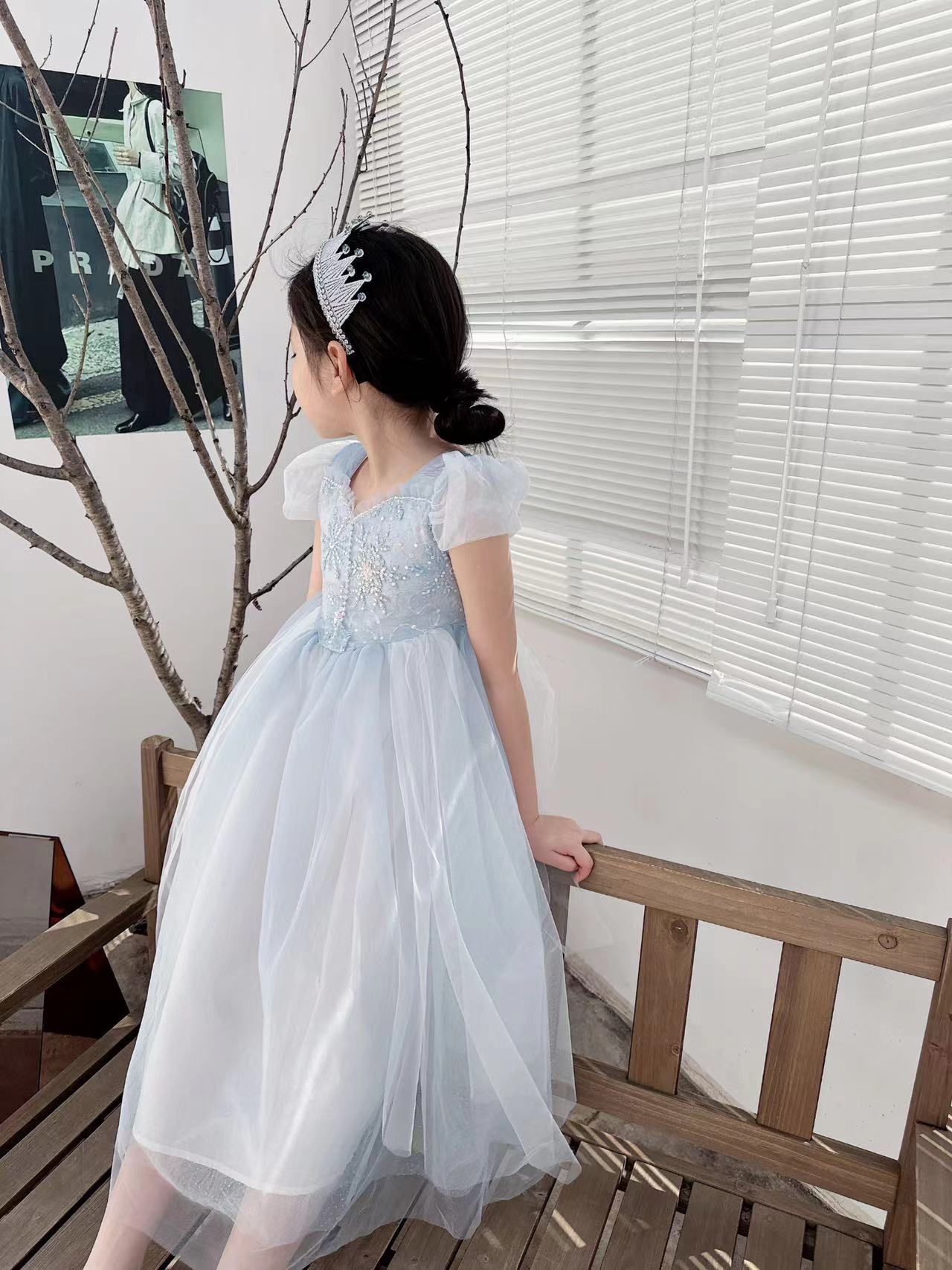 ชุดเดรสปักลายเอลซ่าสำหรับเด็กผ - Baby Clothing Dresser บทวิจารณ์และราคา