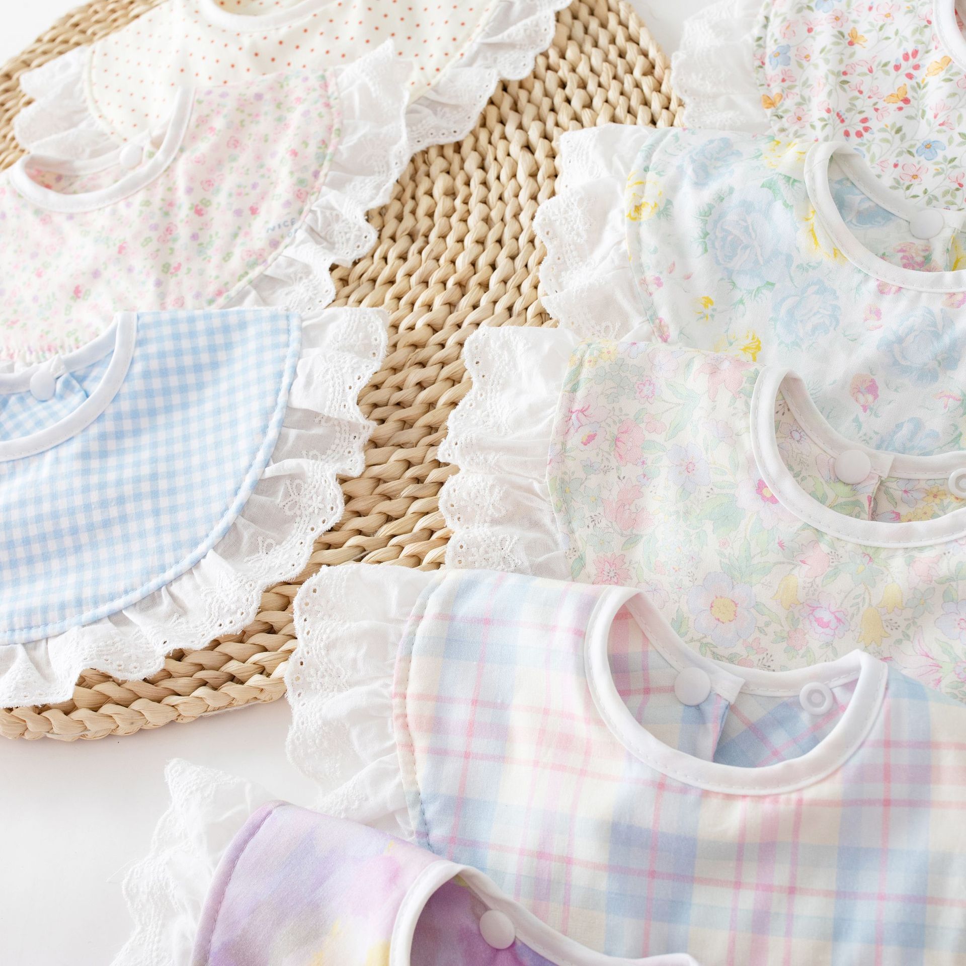 ผ้ากันเปื้อนเด็กผ้าฝ้ายลินินให - Baby Clothing Dividers บทวิจารณ์และราคา